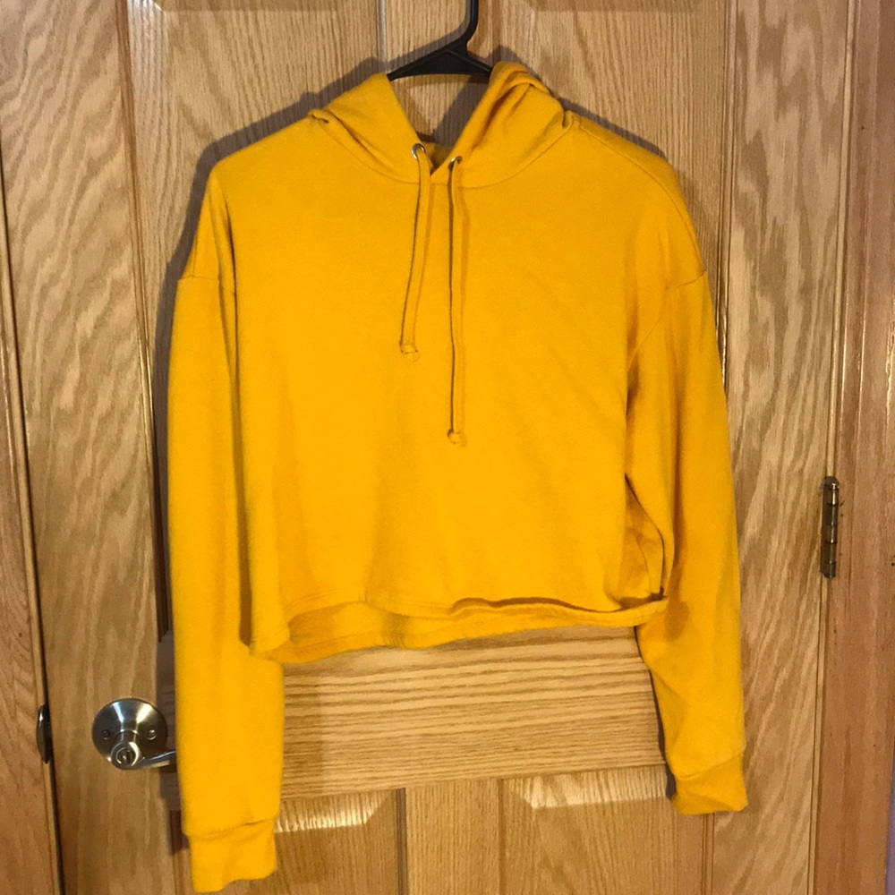 Yellow cropped sweater!